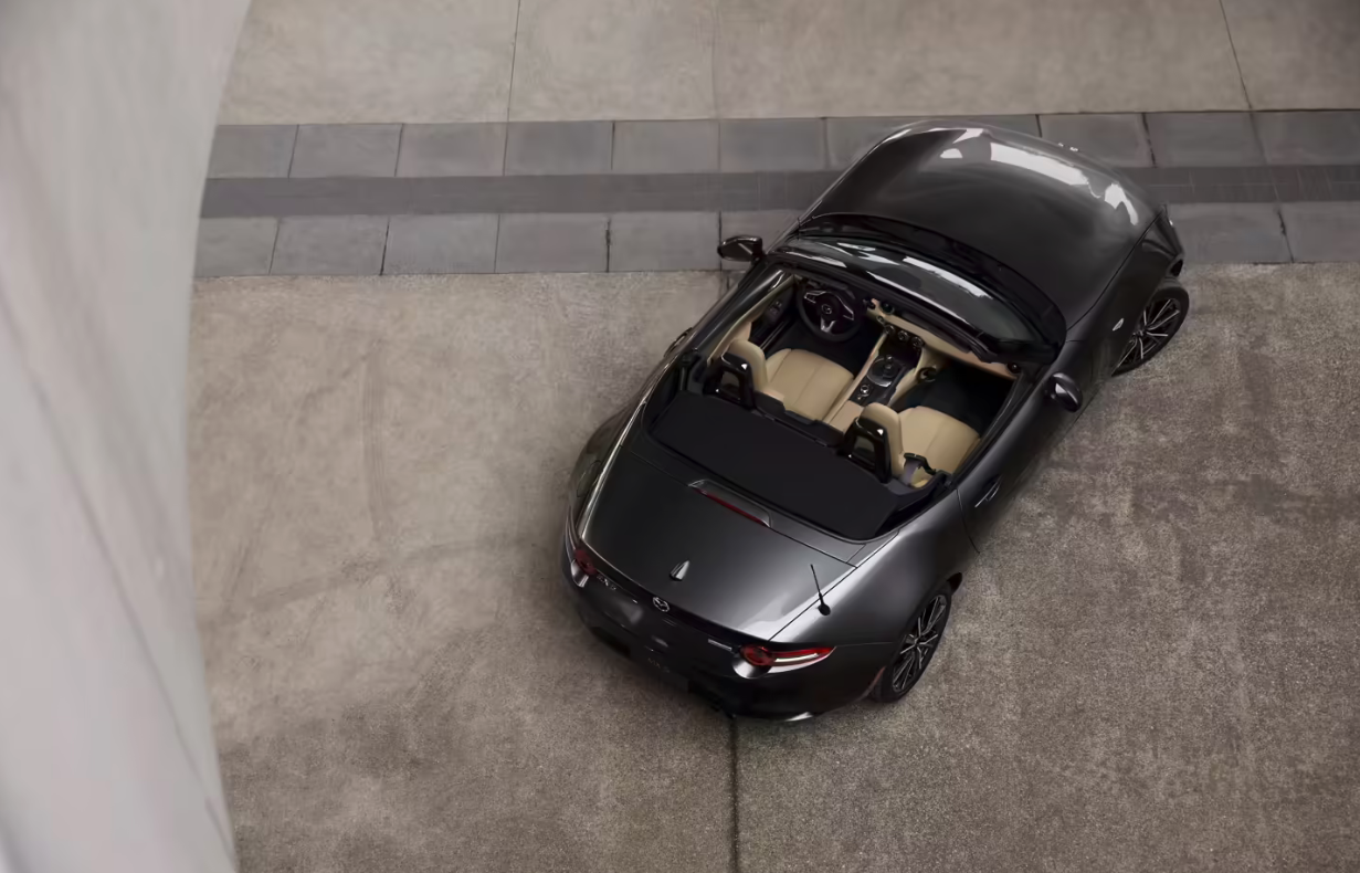 马自达MX-5 Miata十周年改款车型美国发布 内饰小幅升级 起售价涨至21.2万元